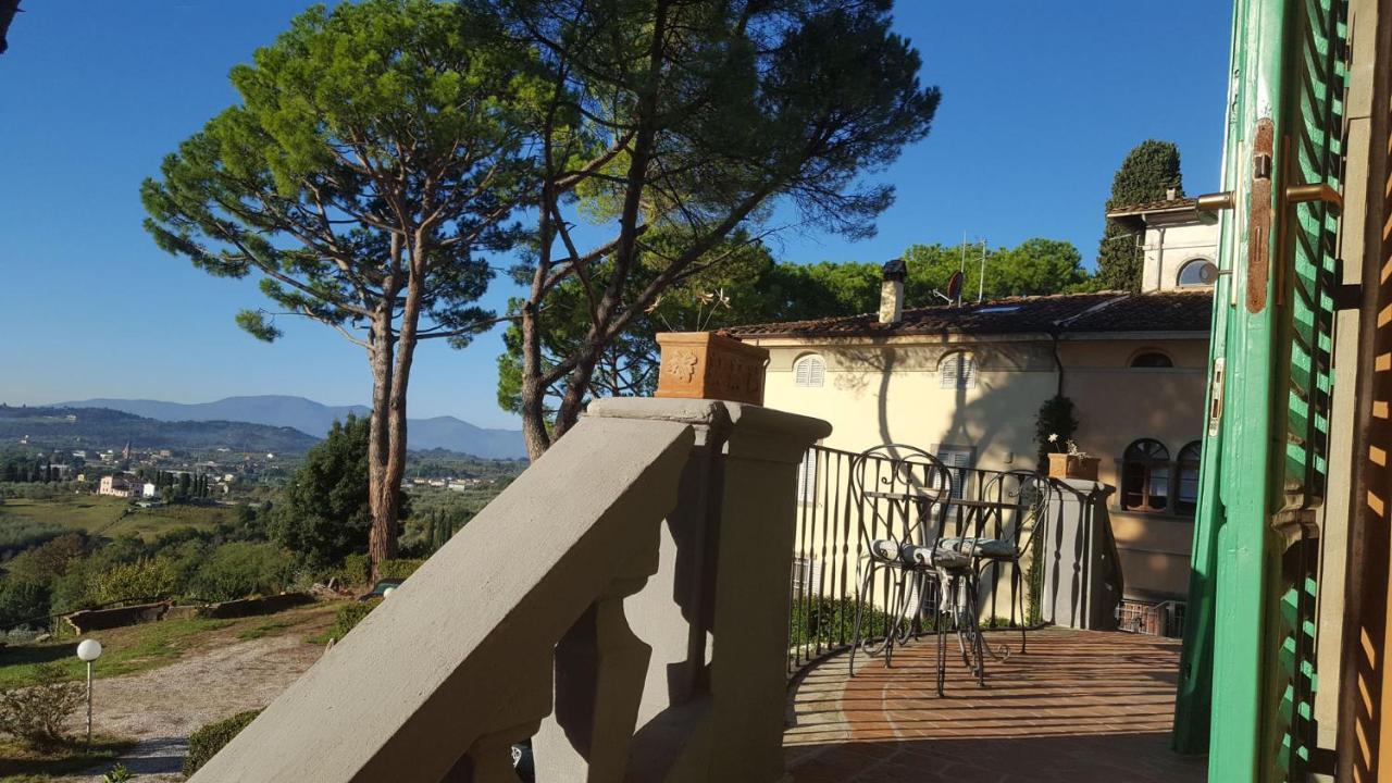 Alloggi In Villa Storica Pescia Exteriör bild