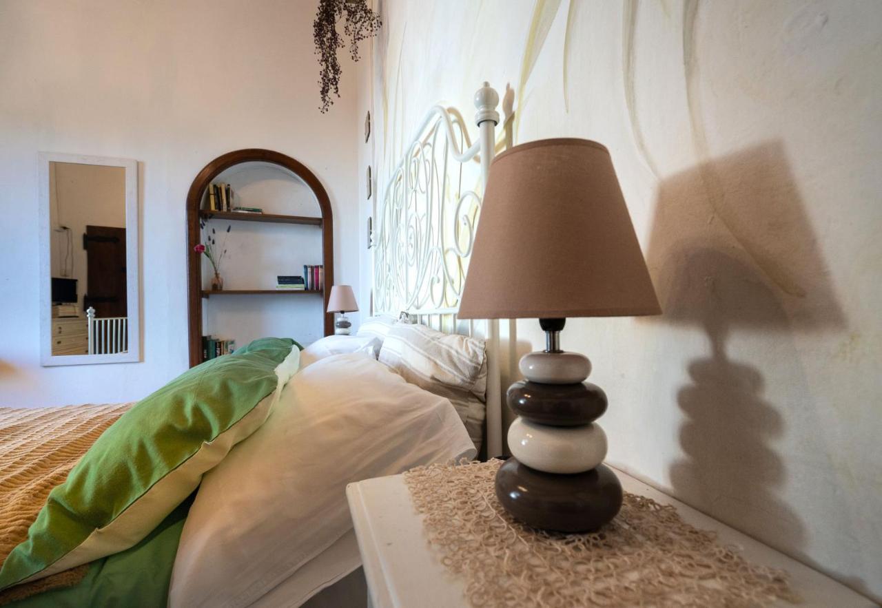 Alloggi In Villa Storica Pescia Exteriör bild