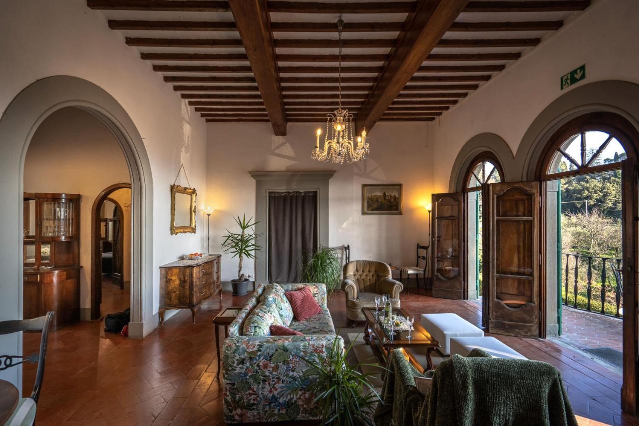 Alloggi In Villa Storica Pescia Exteriör bild