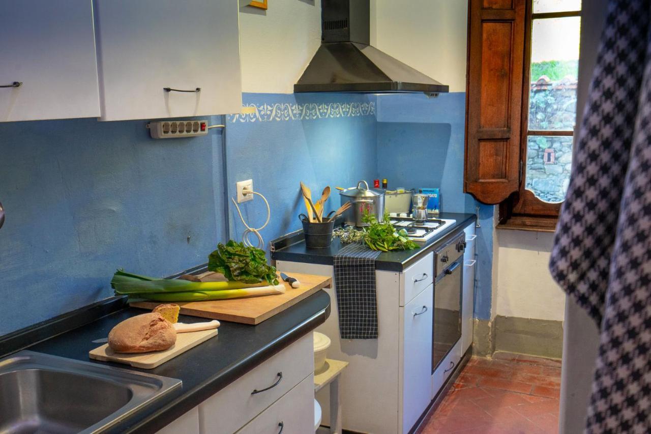 Alloggi In Villa Storica Pescia Exteriör bild