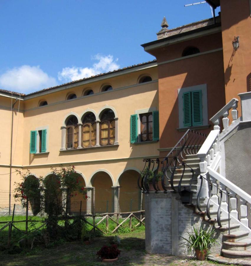 Alloggi In Villa Storica Pescia Exteriör bild