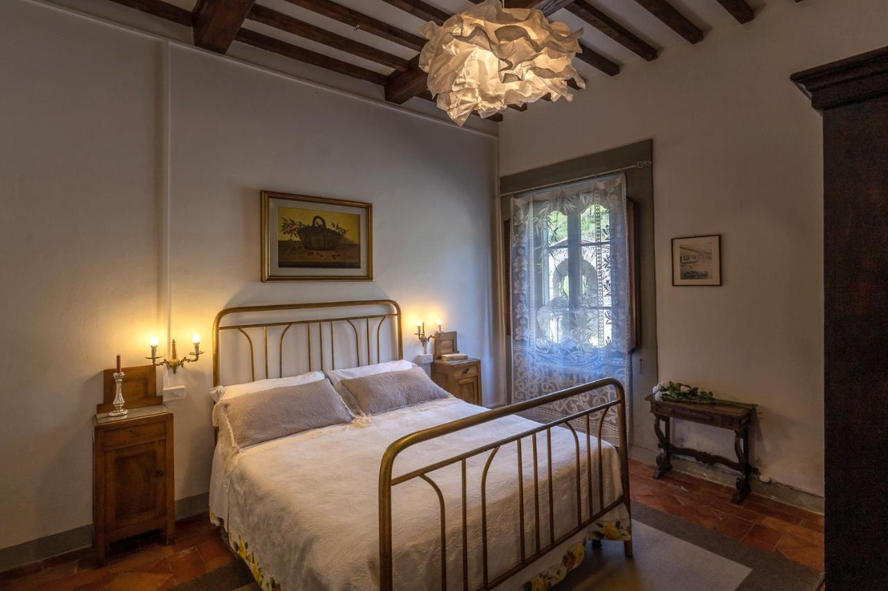 Alloggi In Villa Storica Pescia Exteriör bild