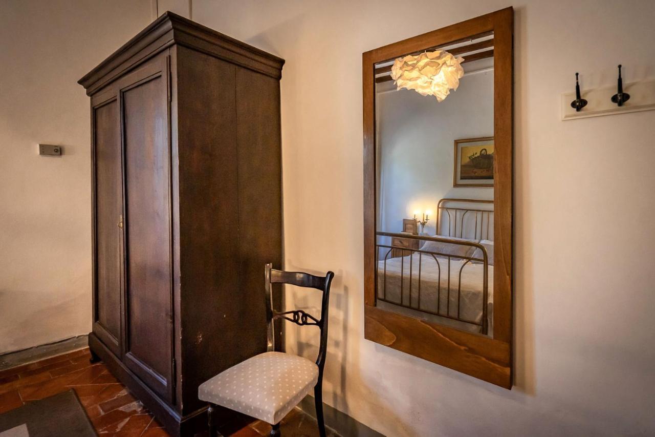 Alloggi In Villa Storica Pescia Exteriör bild