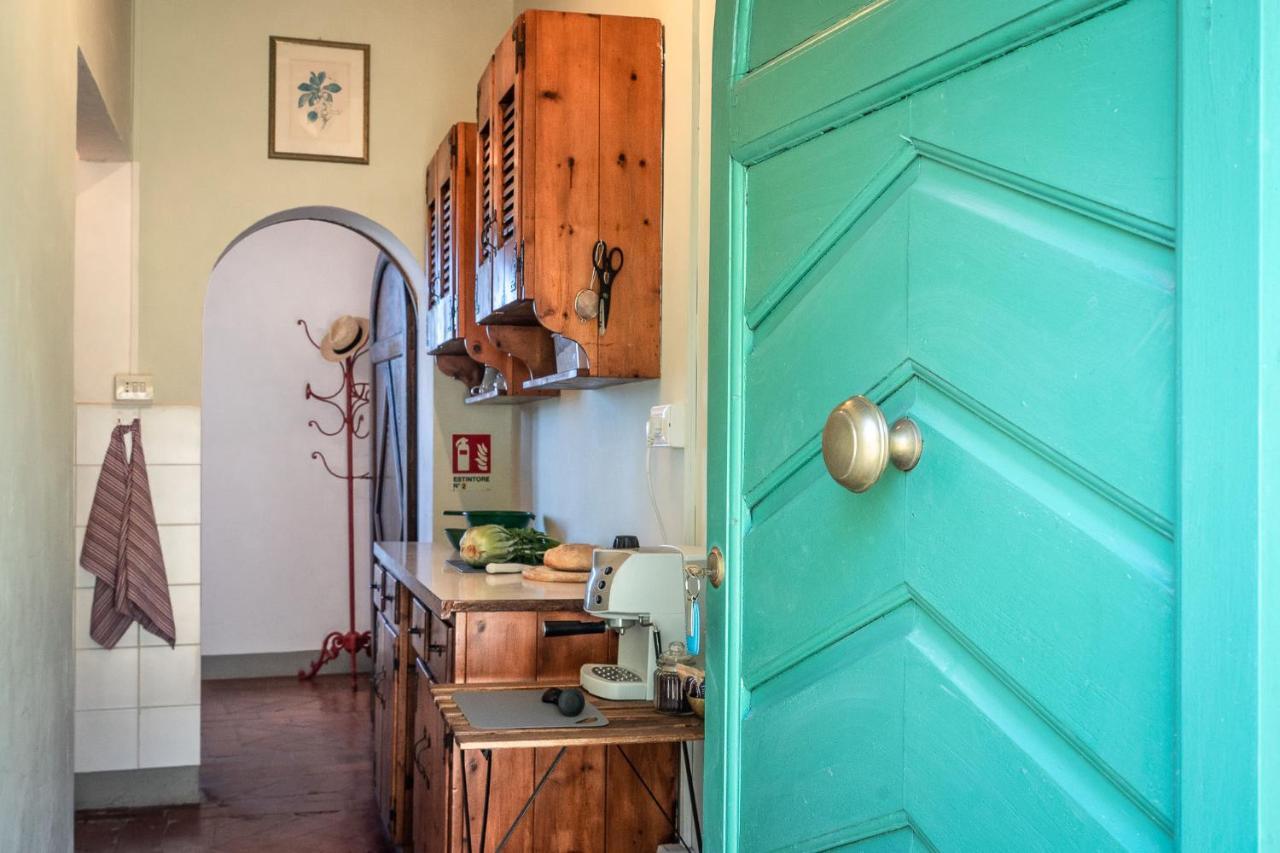 Alloggi In Villa Storica Pescia Exteriör bild