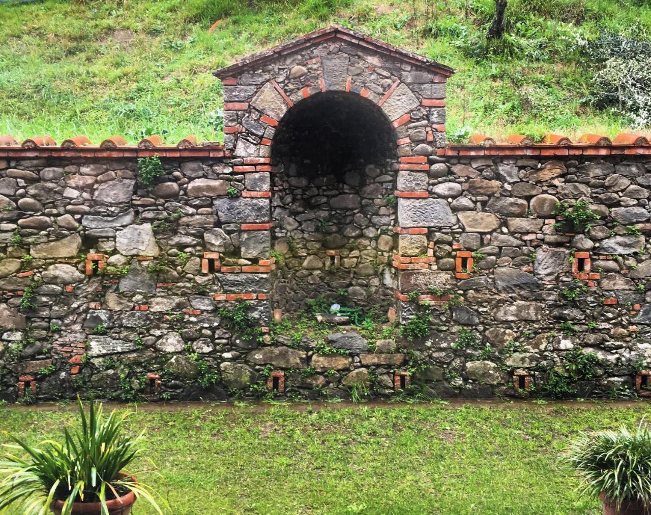Alloggi In Villa Storica Pescia Exteriör bild